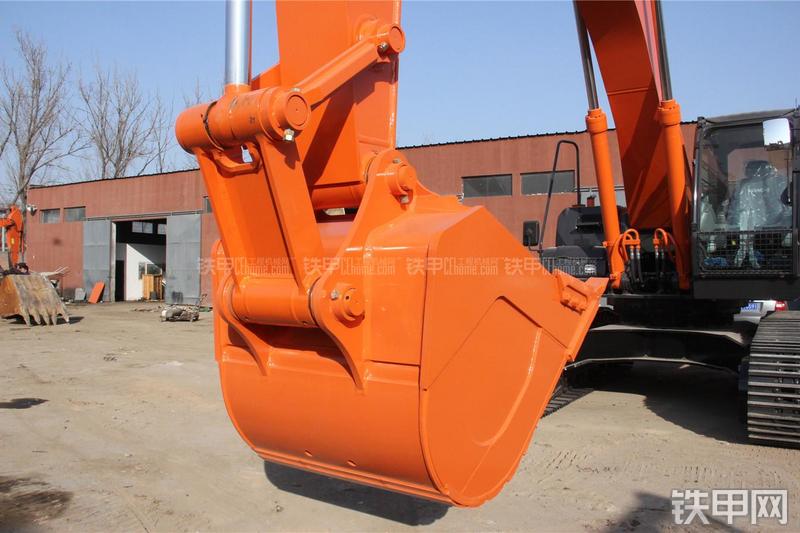 日立ZX360H-5G挖掘机局部