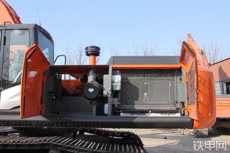 日立ZX360H-5G挖掘机局部