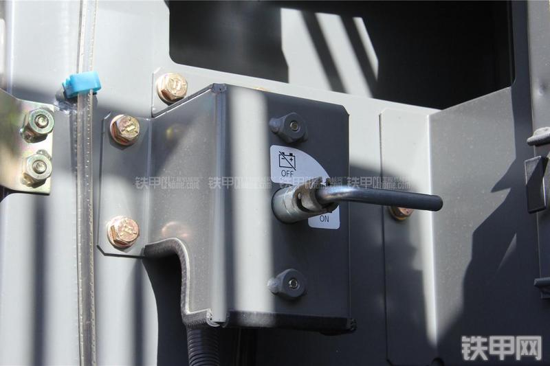 日立ZX330-5G挖掘机局部