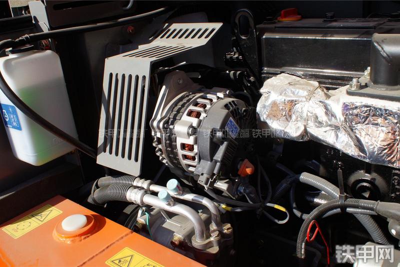 日立ZX60-5G挖掘机局部