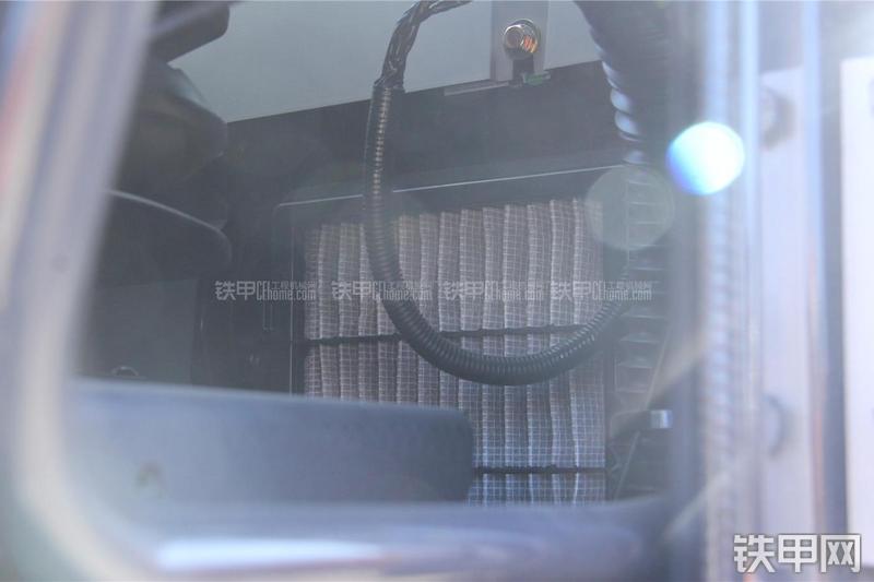 日立ZX330-5G挖掘机局部