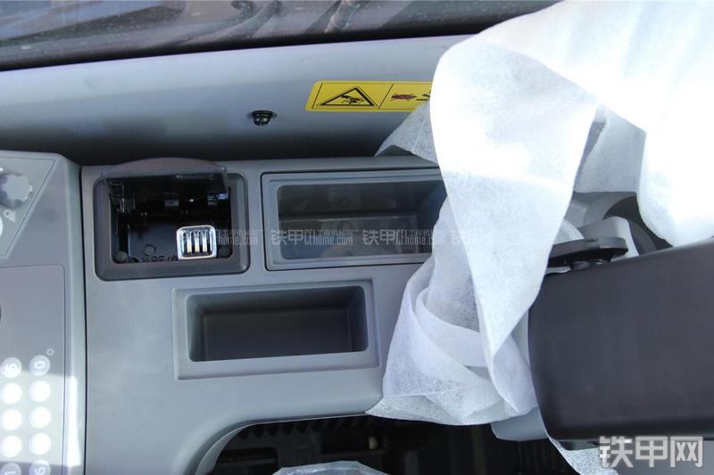 日立ZX330-5G挖掘机局部