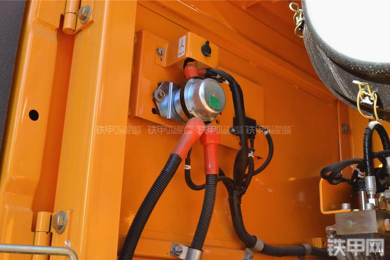 三一重工SY365H-9挖掘机局部