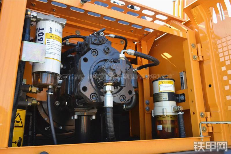 三一重工SY365H-9挖掘机局部