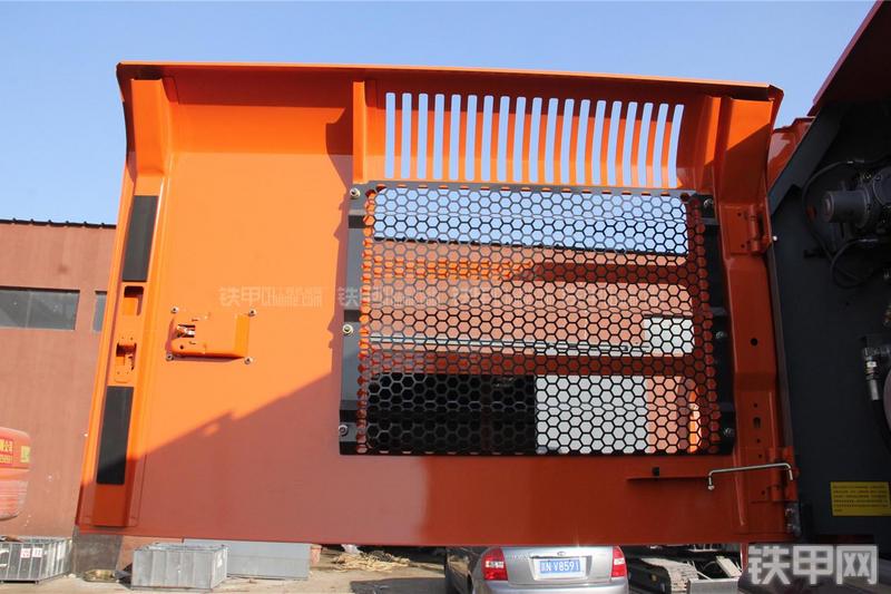 日立ZX360H-5G挖掘机局部