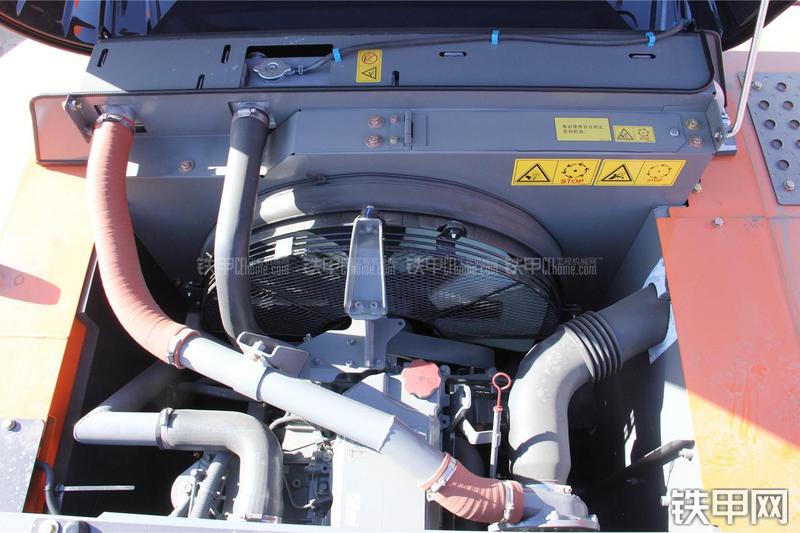 日立ZX330-5G挖掘机局部