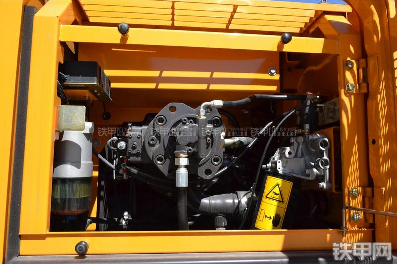 三一重工SY205C-9挖掘机局部