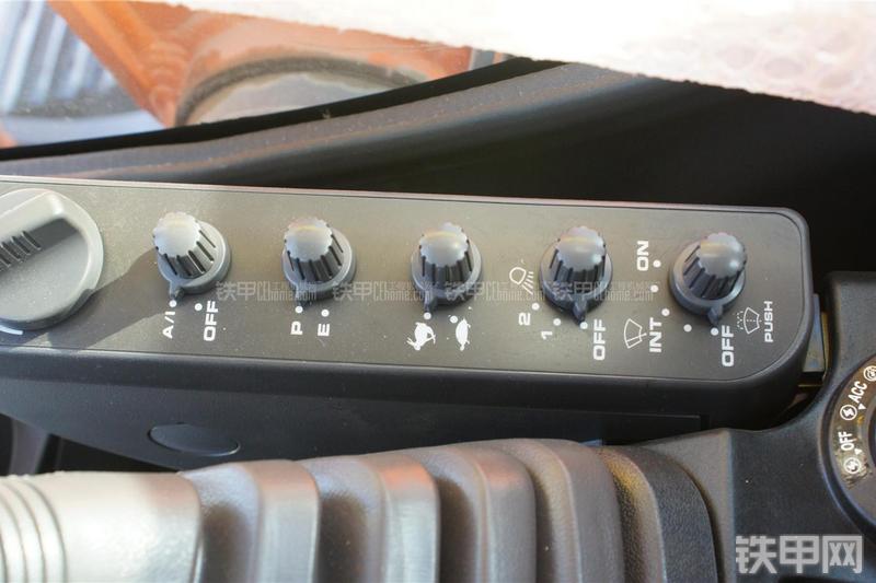 日立ZX60-5G挖掘机局部