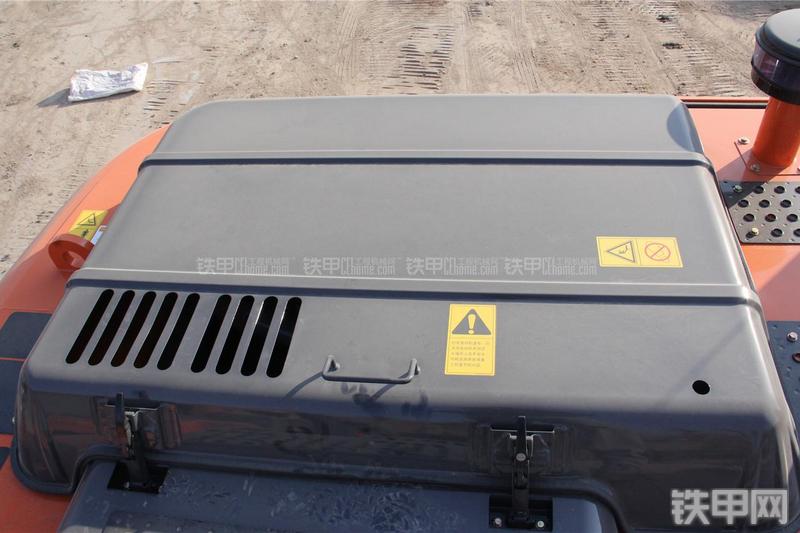 日立ZX360H-5G挖掘机局部