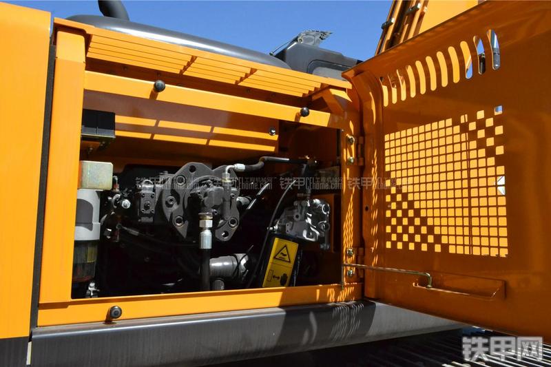 三一重工SY205C-9挖掘机局部