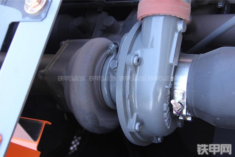 日立ZX360H-5G挖掘机局部