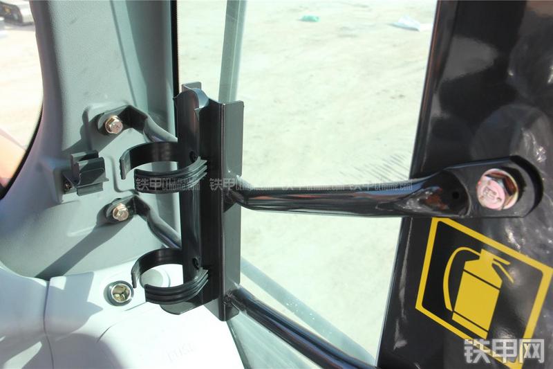 日立ZX360H-5G挖掘机局部