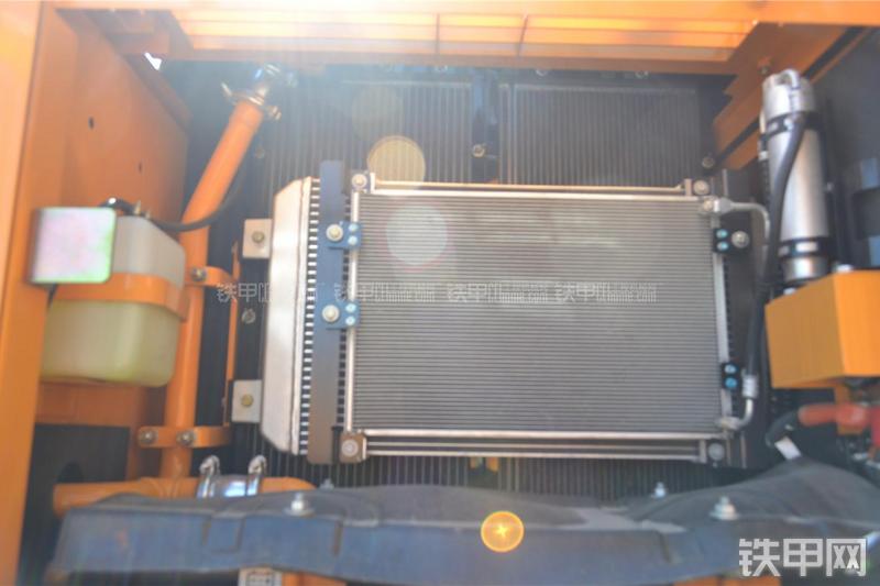 三一重工SY205C-9挖掘机局部