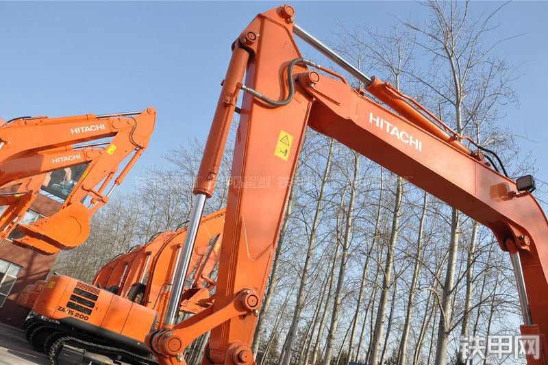 日立ZX70-5G挖掘机局部