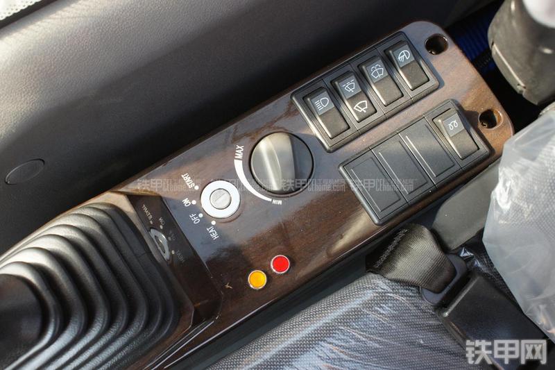 三一重工SY195C-9挖掘机局部