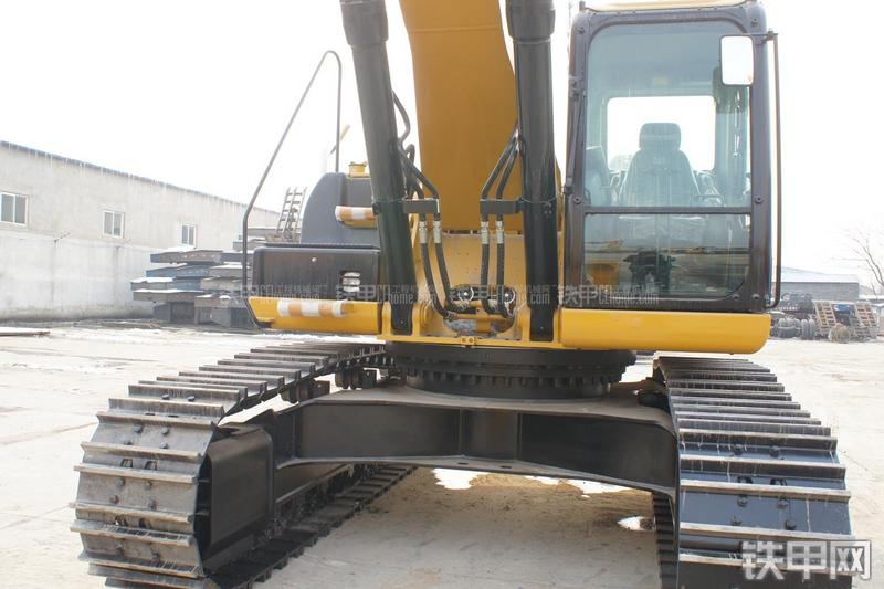 卡特彼勒336D2液压挖掘机局部