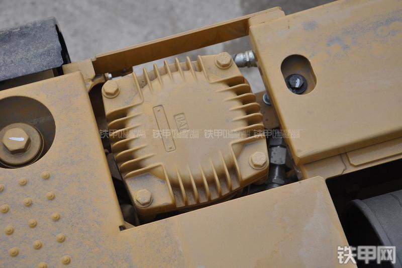 卡特彼勒320D2液压挖掘机局部