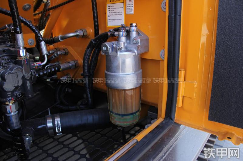 三一重工SY155C-9挖掘机局部