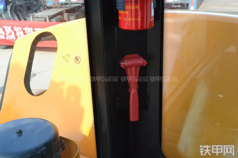 三一重工SY55C-9挖掘机局部