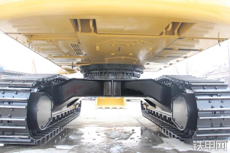 卡特彼勒340DL液压挖掘机局部