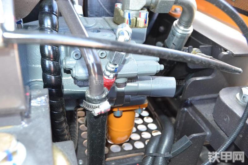 三一重工SY55C-9挖掘机局部