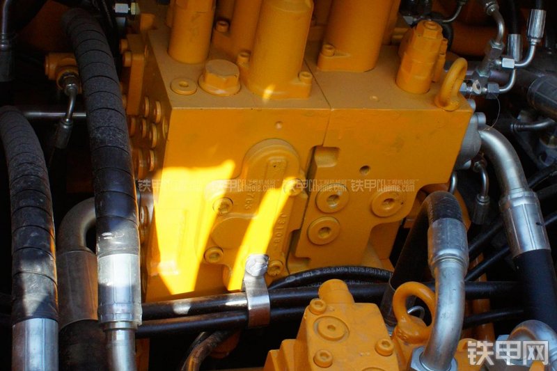 三一重工SY195C-9挖掘机局部