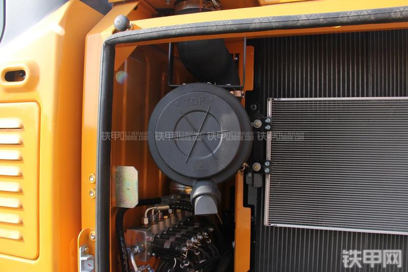 三一重工SY155C-9挖掘机局部