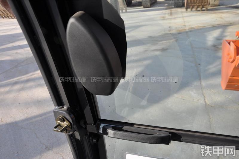 日立ZX70-5G挖掘机局部