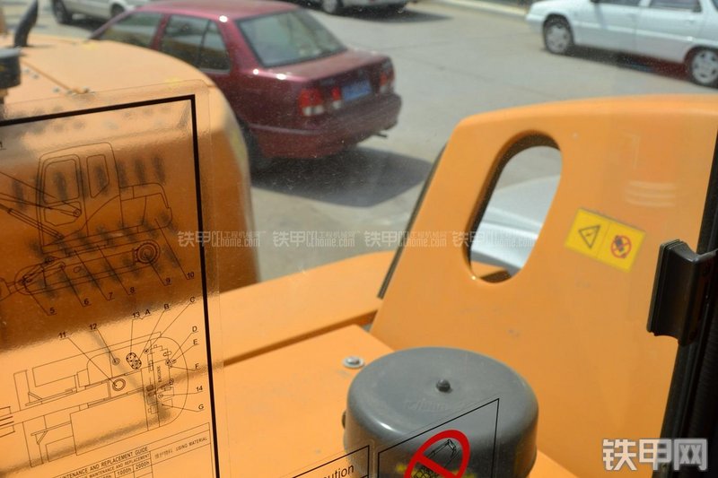 三一重工SY60C-9挖掘机局部