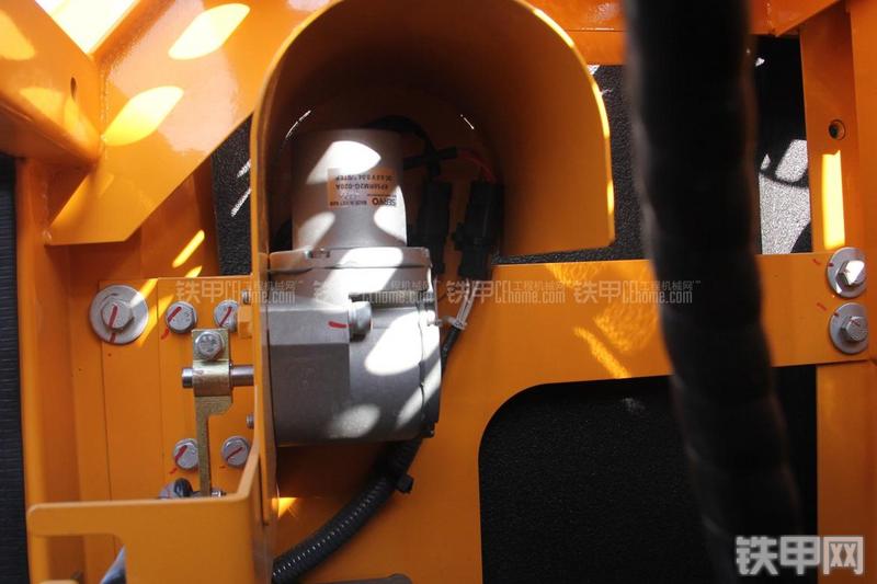 三一重工SY155C-9挖掘机局部