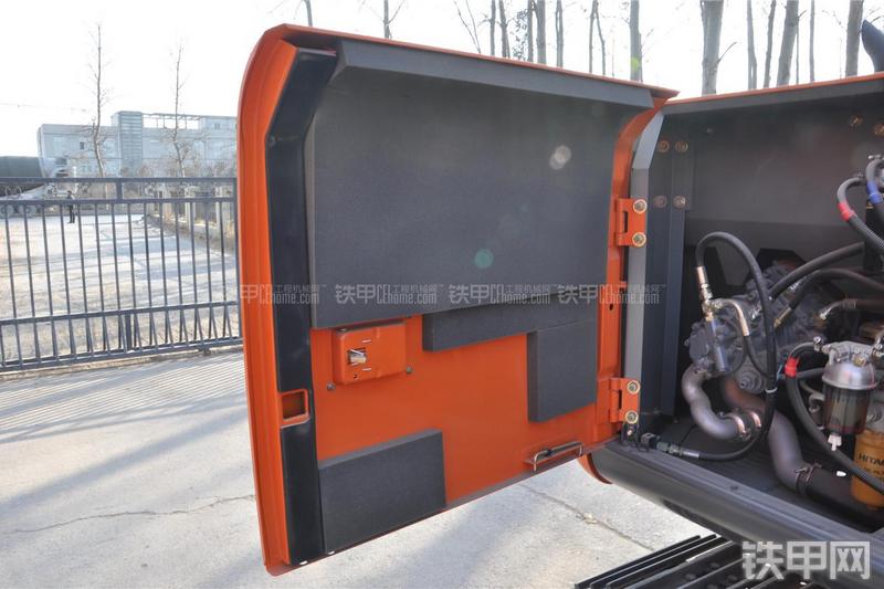 日立ZX70-5G挖掘机局部