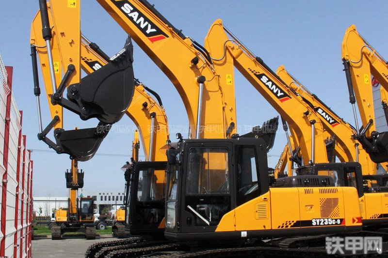 三一重工SY235C-9挖掘机整机外观