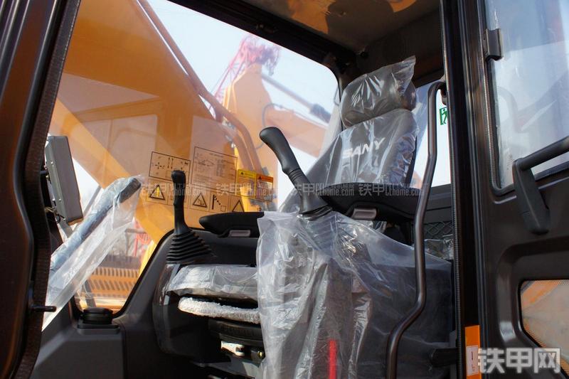 三一重工SY195C-9挖掘机局部