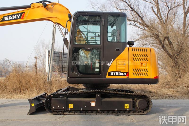 三一重工SY65C-9挖掘机整机外观