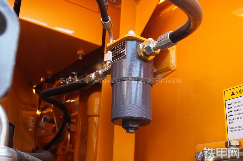 三一重工SY305C-9H挖掘机局部