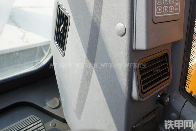 三一重工SY65C-9挖掘机局部