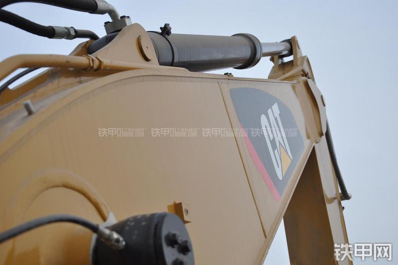 卡特彼勒320D2液压挖掘机局部