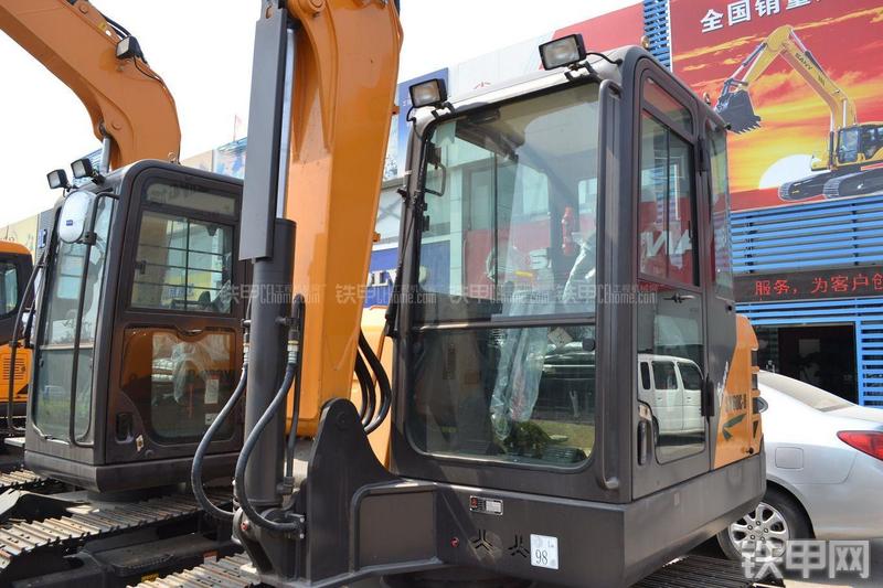 三一重工SY60C-9挖掘机局部