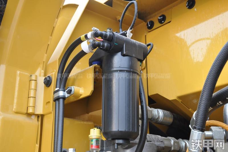 卡特彼勒320D2液压挖掘机局部