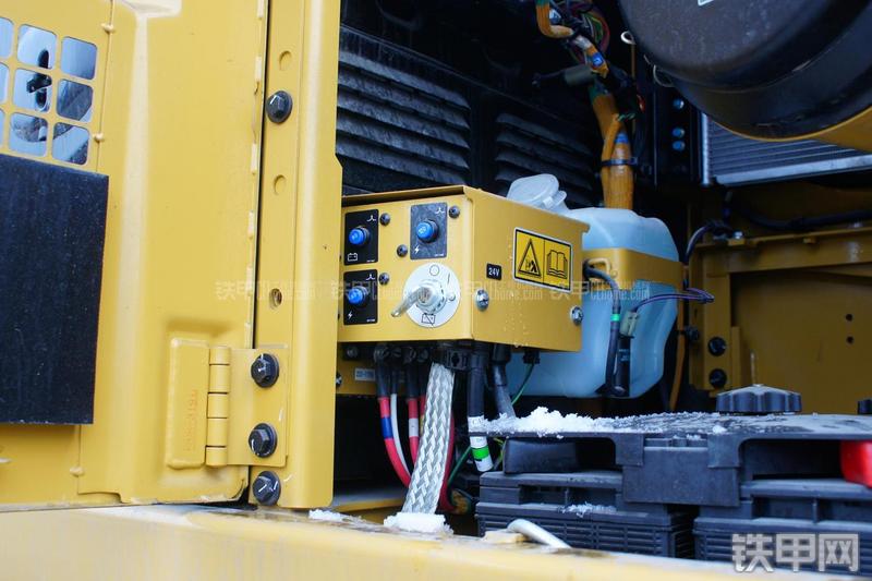 卡特彼勒336D液压挖掘机局部