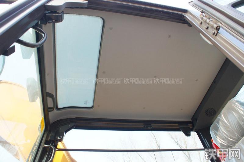 三一重工SY65C-9挖掘机局部