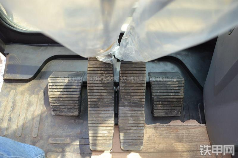 三一重工SY75C-9挖掘机局部