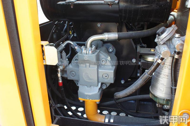 三一重工SY65C-9挖掘机局部