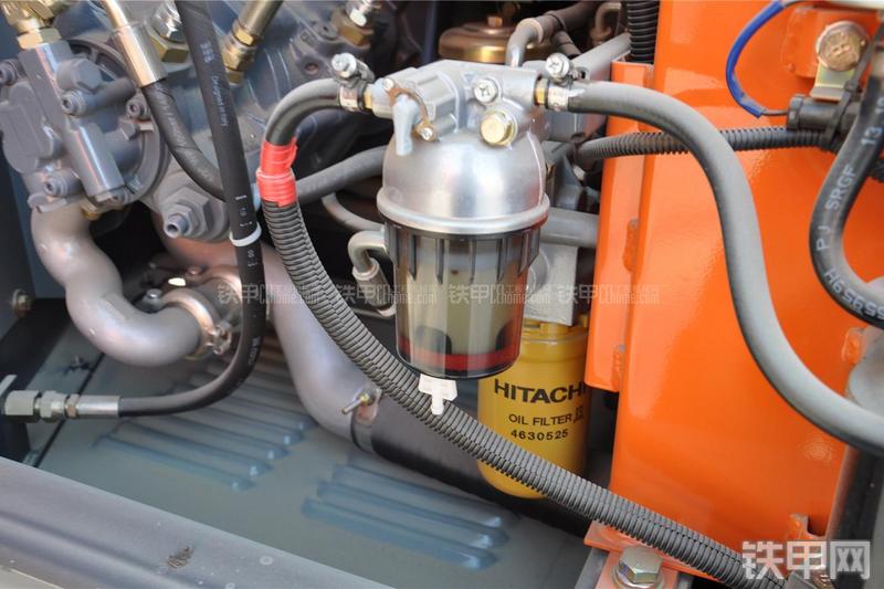 日立ZX70-5G挖掘机局部