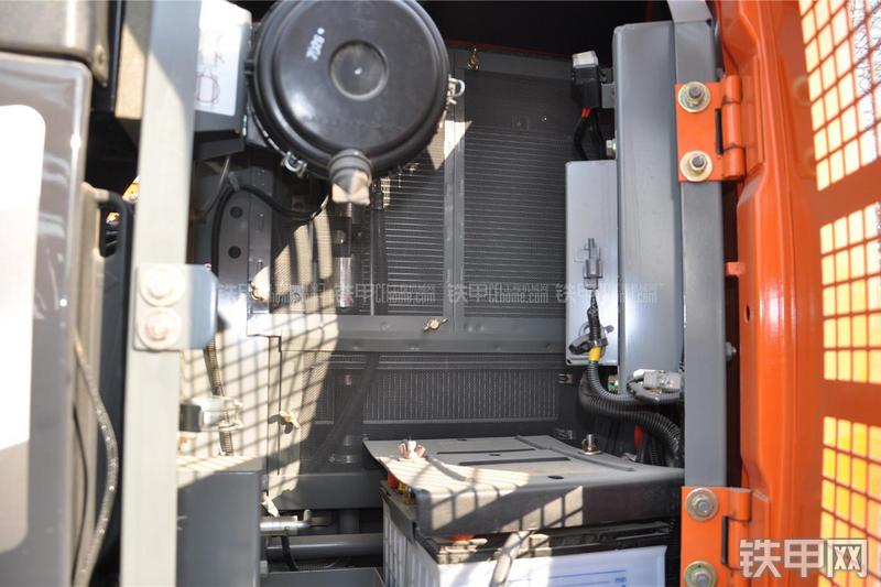 日立ZX70-5G挖掘机局部