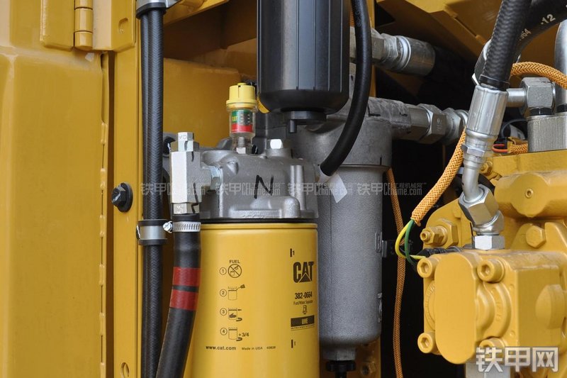卡特彼勒320D2液压挖掘机局部