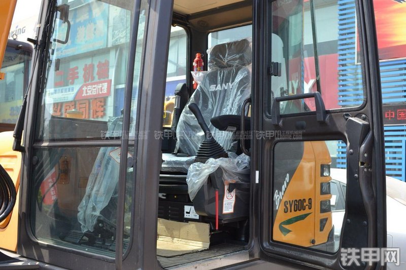 三一重工SY60C-9挖掘机局部