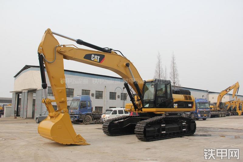 卡特彼勒340DL液压挖掘机整机外观