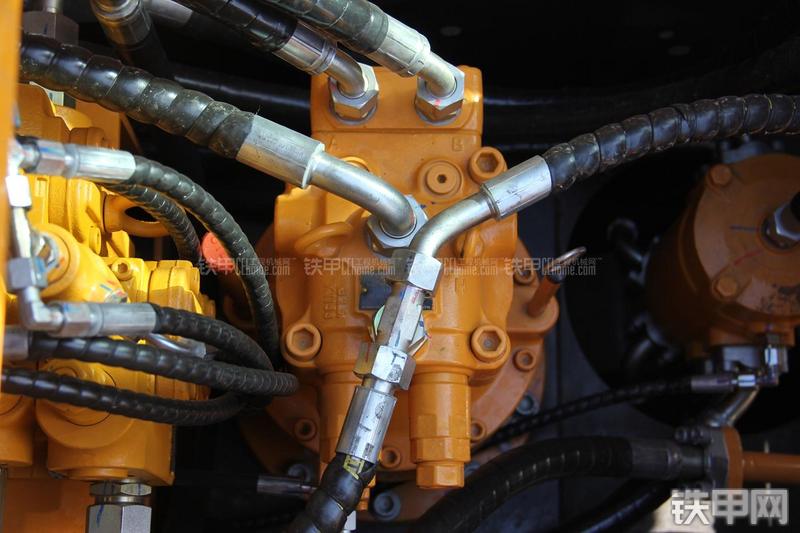 三一重工SY155C-9挖掘机局部