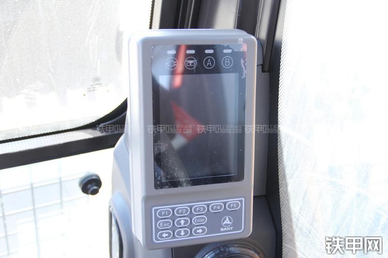 三一重工SY305C-9H挖掘机局部